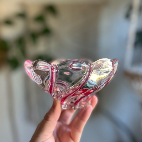 Art Glass Swirled Bowl with Cranberry Veins - 6” Diameter Candy Dish - Picture 3 of 8